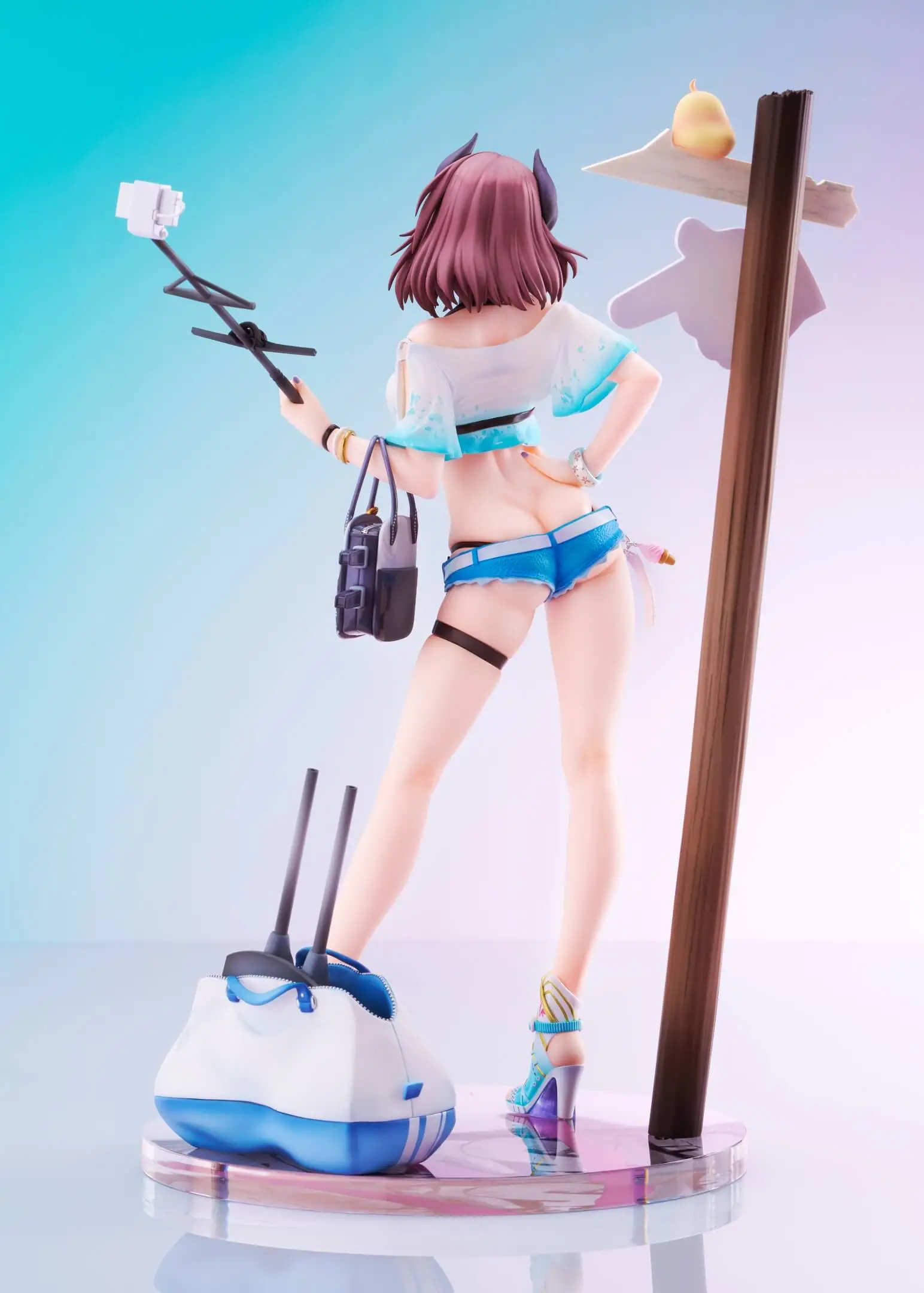 Figurine Kirishima Ver. Bravely Summer de Azur Lane par Mimeyoi